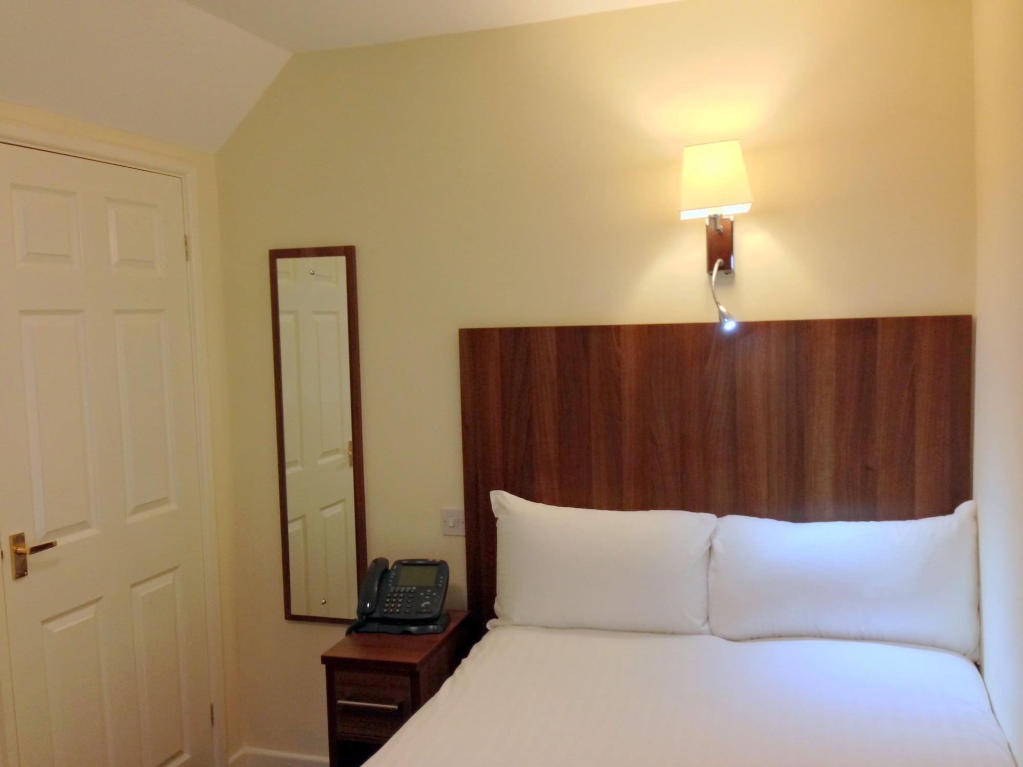 Ely House Hotel Wolverhampton Dış mekan fotoğraf